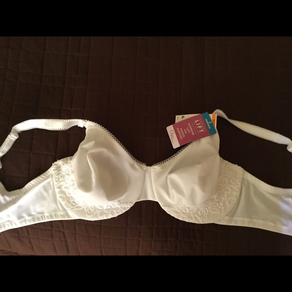 Olga underwire bra 36DD Luxury Lift collection